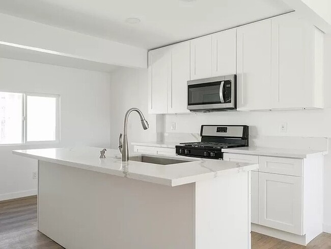 Building Photo - 3525 39th St