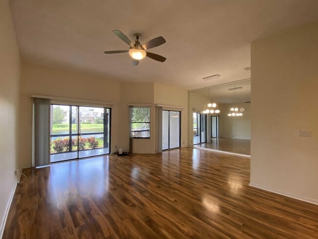 Building Photo - 5495 Monterey Cir
