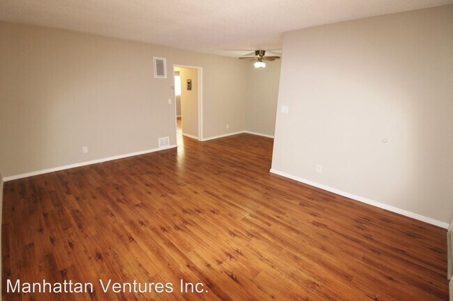 Foto del edificio - 455 W Dryden St