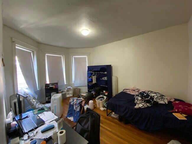 Building Photo - 5 Walbridge St