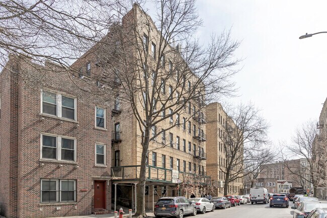 Building Photo - Marie Antionette Arms