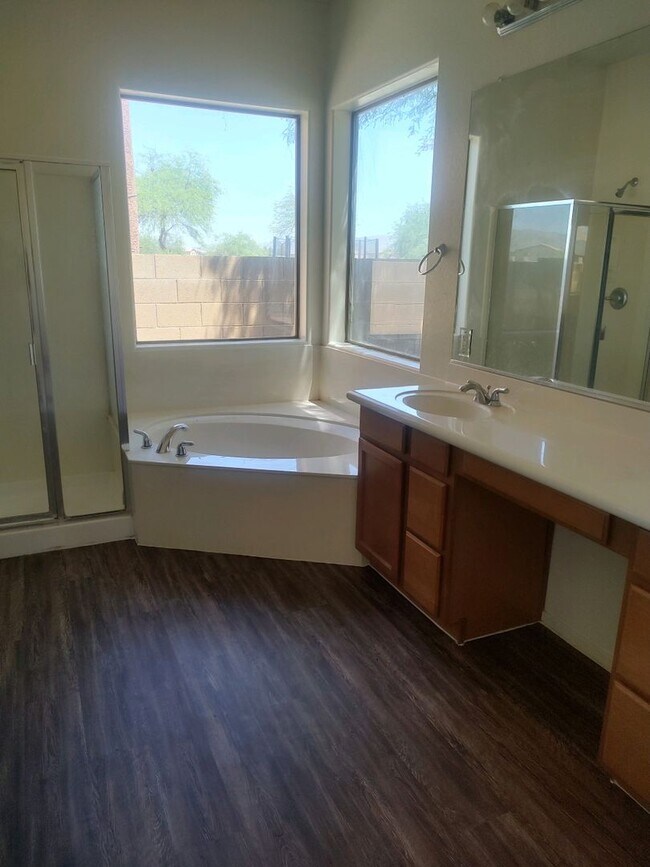 Building Photo - Laveen single story rental home 4 bed / 2 ...