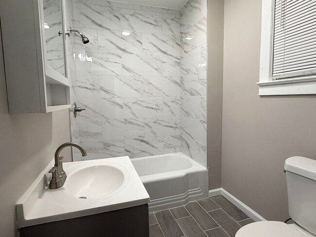 Foto del edificio - 294 Virginia Ave