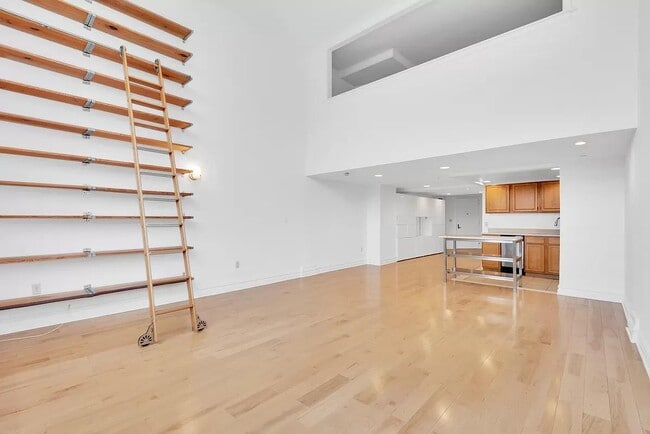 Foto del edificio - 19-19 24th Ave