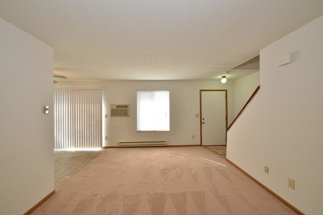 Building Photo - Timbercreek Apts