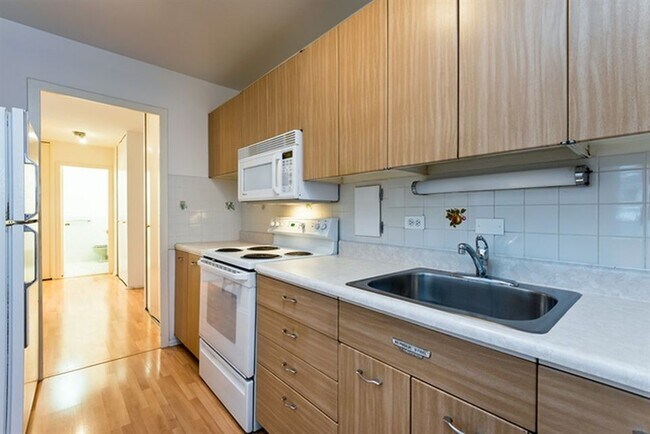 Foto del edificio - 5701 N Sheridan Rd