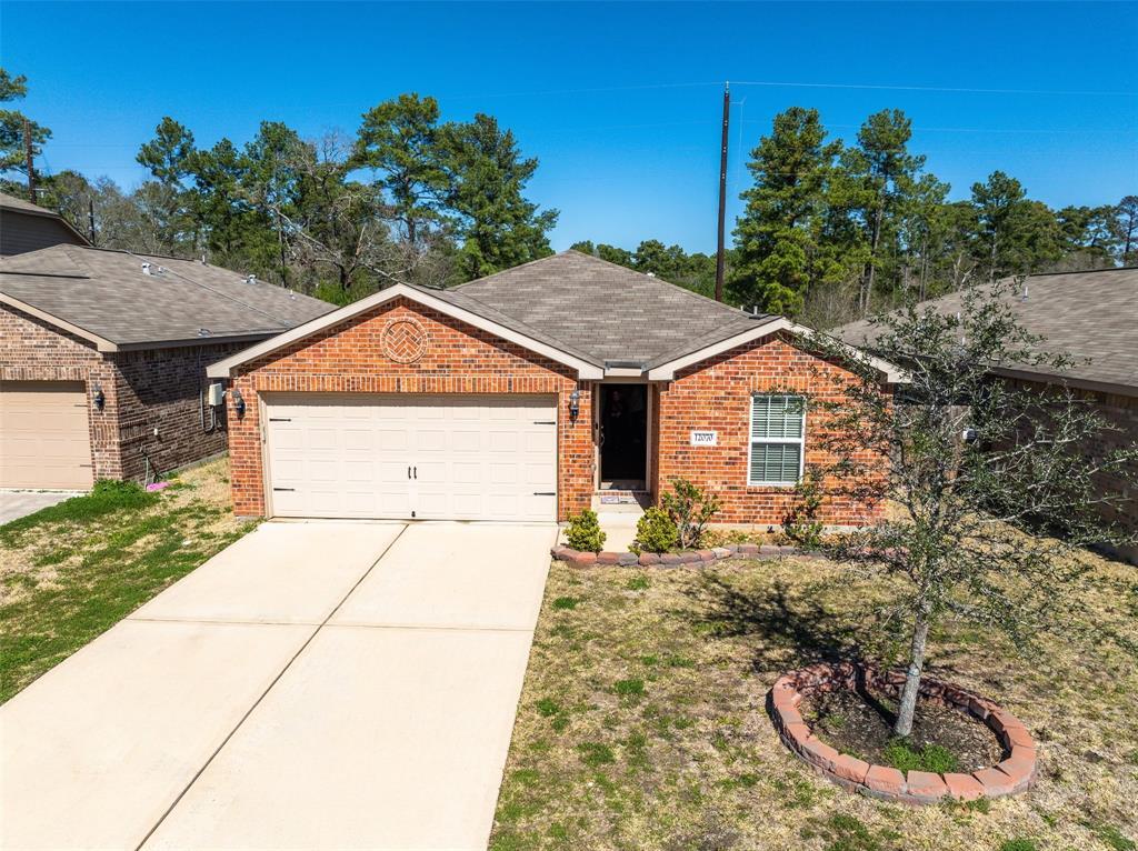 12070 Quartersawn Ln, Pinehurst, TX 77362 House Rental in Pinehurst