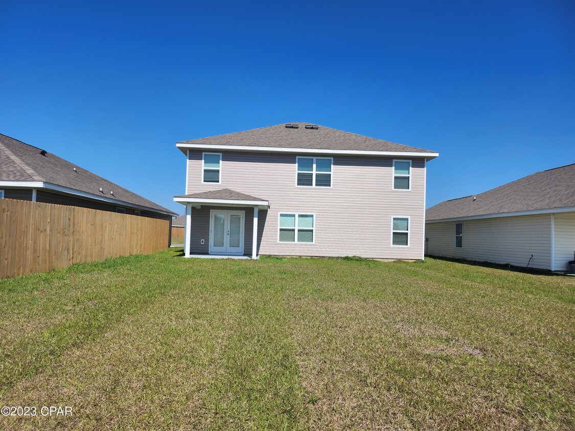 Building Photo - 123 Tiller Dr