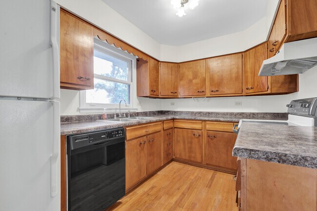 Building Photo - 20623 Hellenic Dr