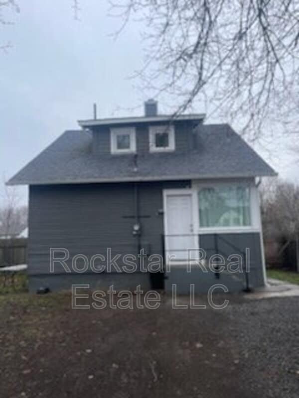 Building Photo - 5123 N Monroe St