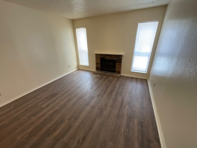 Building Photo - 4507 Coronado Ave