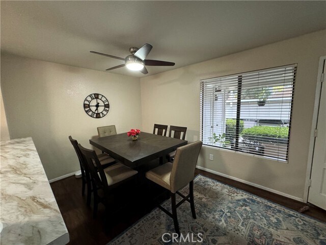 Foto del edificio - 22182 Cedar Pointe