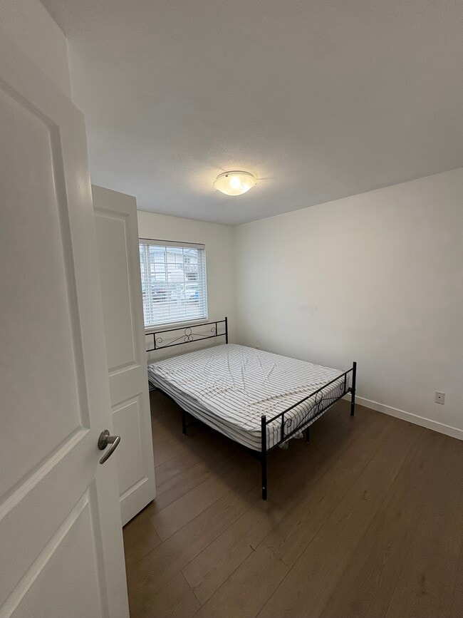 Building Photo - 45655 Mcintosh Dr