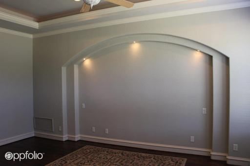 Building Photo - 5155 Bear Claw Ln