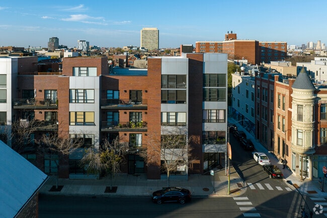 Aerial Photo - 1500-1510 W Chicago Ave