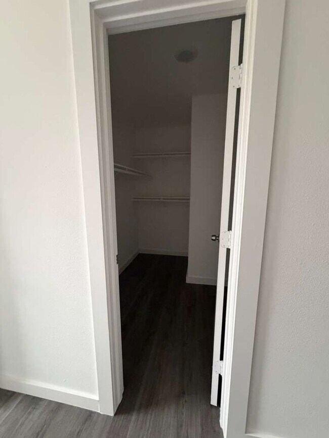 Foto del edificio - Brand New Home!