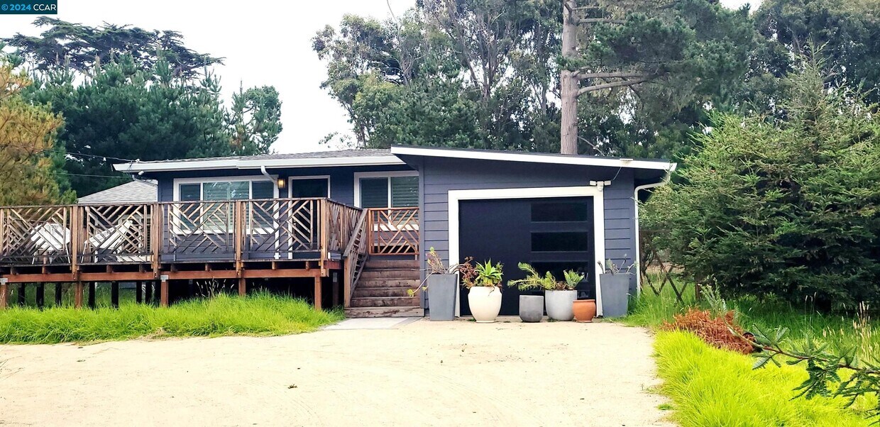 Foto principal - 427 Asilomar Ave