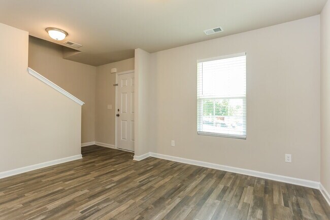 Foto del edificio - 296 Indian Lake Trail