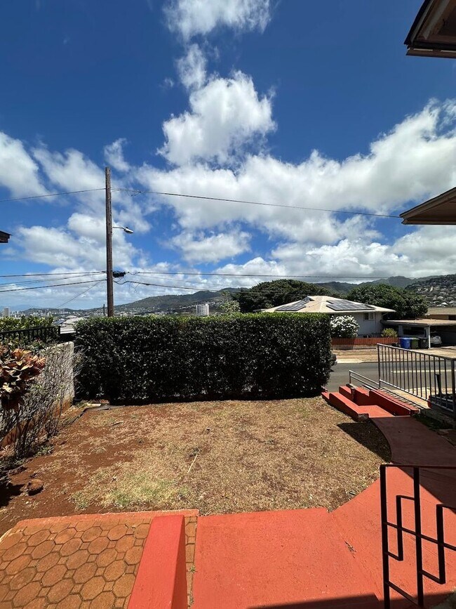 Foto del edificio - Koko Head Ave