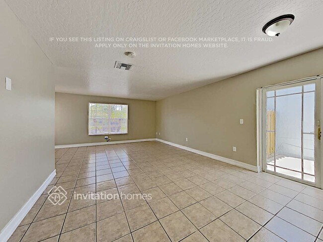 Foto del edificio - 9785 SW 222nd St