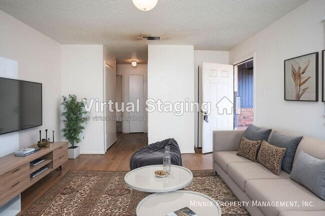 Building Photo - 646 S Crosby St