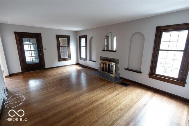 Building Photo - 5630 N Delaware St