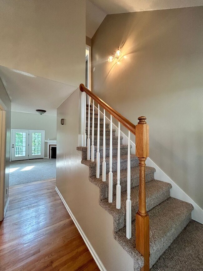 Foto del edificio - $500.00 OFF JANUARY RENT!! Soddy Daisy Oasis! 3 beds, 2.5 baths, huge garage & yard!