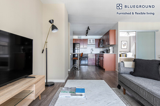 Foto del edificio - 860 N Dewitt Pl