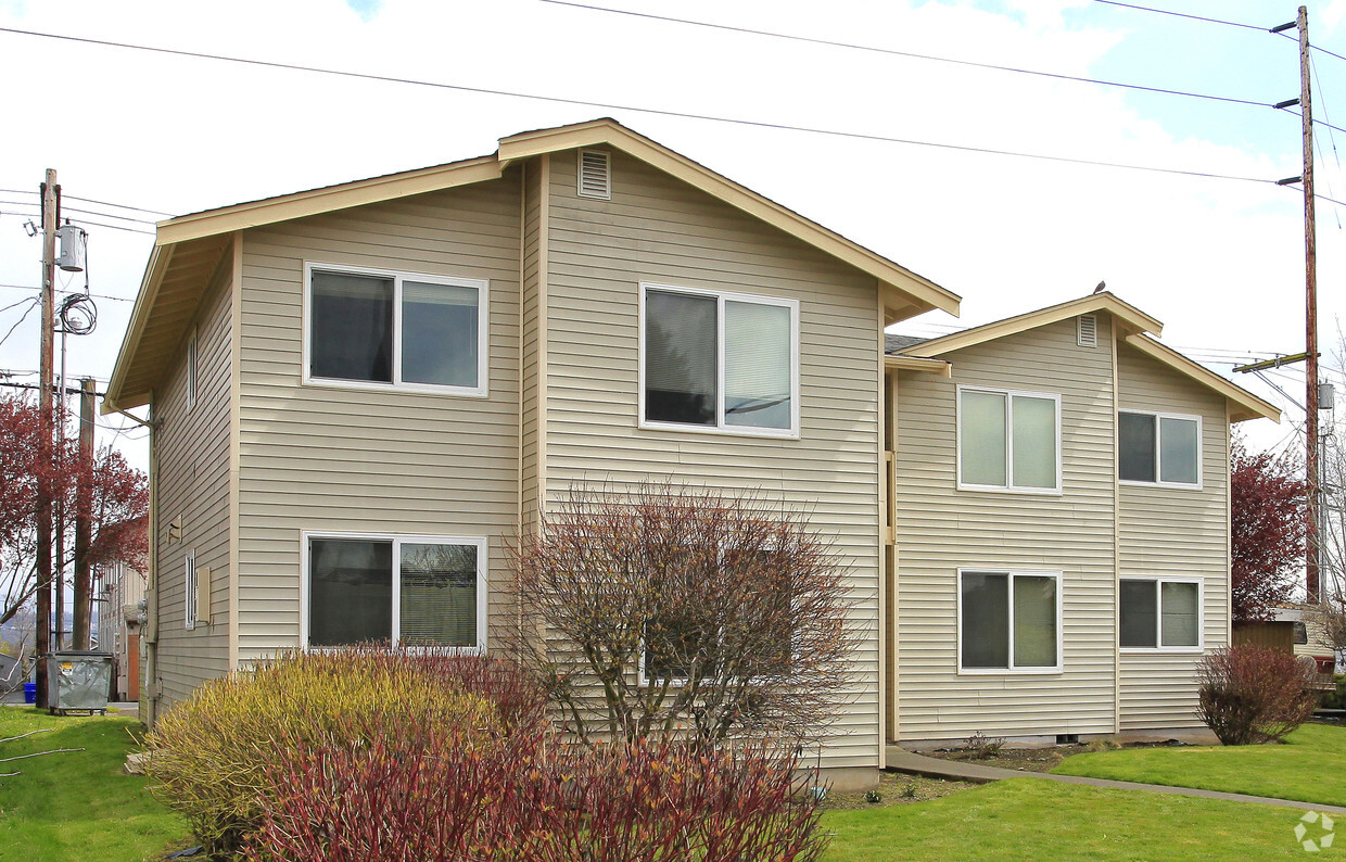 Primary Photo - Marine View 4 plex