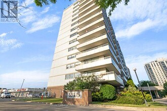 Building Photo - 215 Glenridge Ave