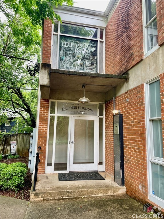 Building Photo - 1295 W Broad St