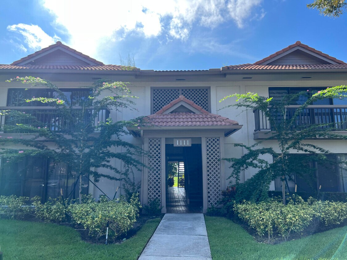 Foto principal - 1111 Duncan Cir