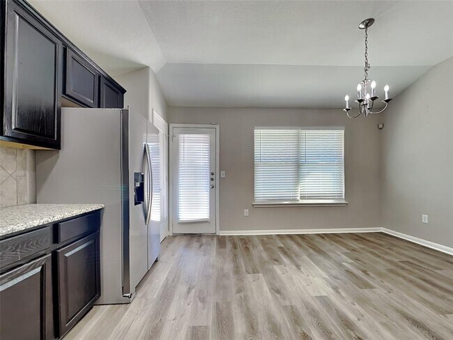 Foto del edificio - 12204 Timber Arch Ln