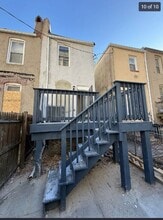 Building Photo - 820 N Washington St