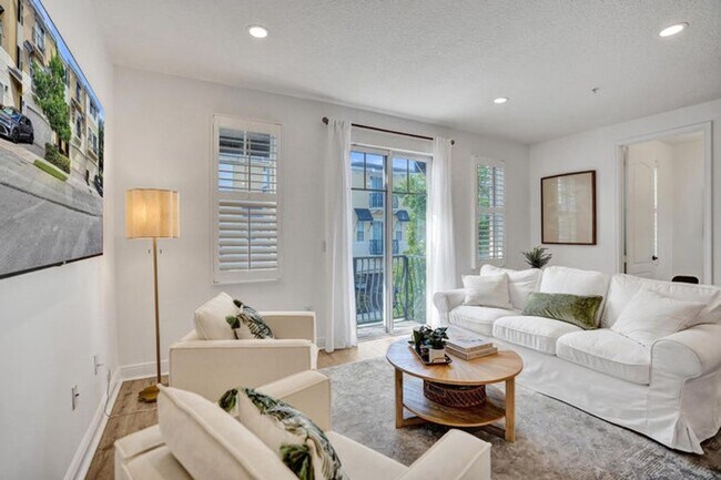 Foto del edificio - 642 NW 38th Cir