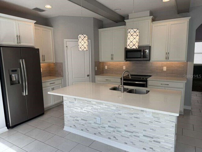 Foto del edificio - 1301 Clear Brook Pl