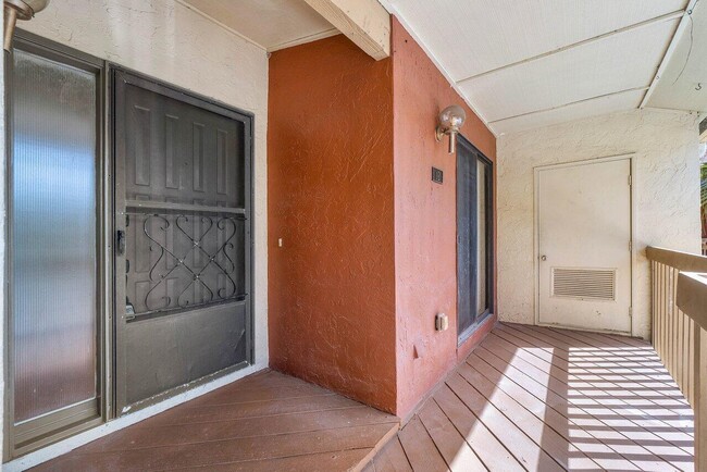 Foto del edificio - 13135 Chadwick Ct