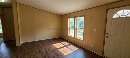Building Photo - 111 Sunlight Ave