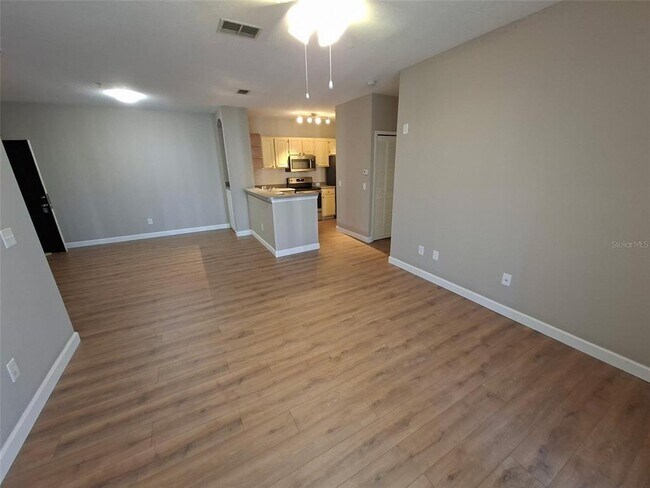 Foto del edificio - 2639 Maitland Crossing Way