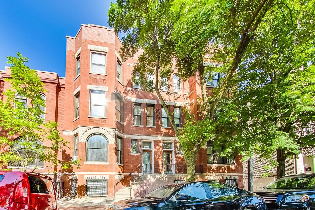 Foto principal - 921 S Laflin St