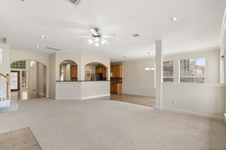 Building Photo - 3010 Blue Lagoon Ct