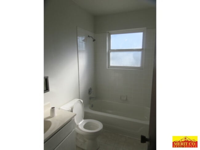 Building Photo - 2911 Dorado Dr