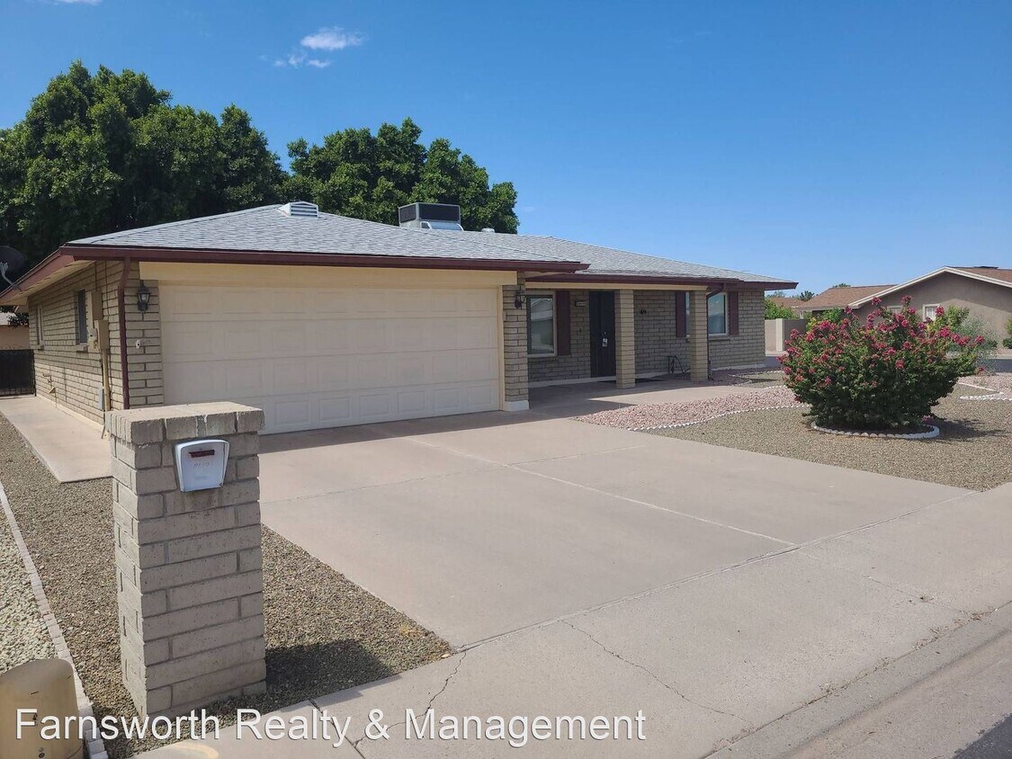 Primary Photo - 2 br, 2 bath House - 4609 E Emerald Avenue