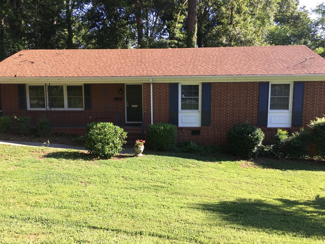 Foto principal - NEW PRICE!! GREAT LOCATION!! RANCH HOME WI...