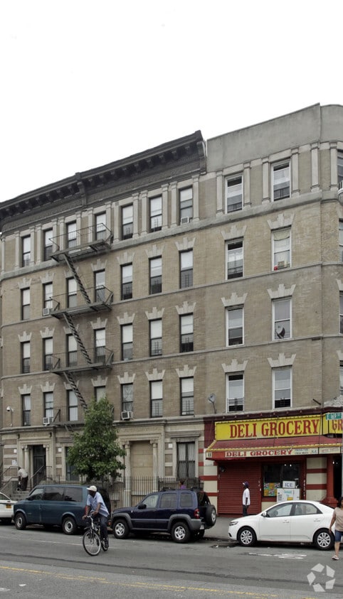Primary Photo - 643 E 169th St