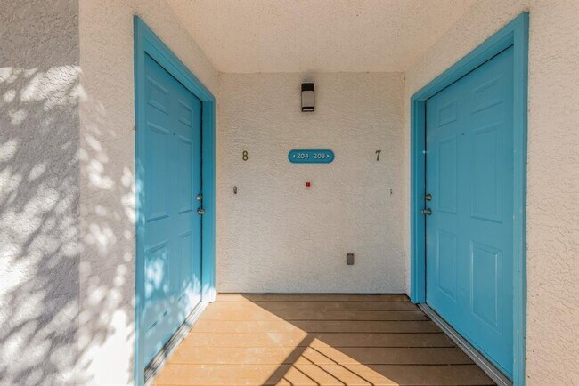 Building Photo - 2824 Rio Grande St