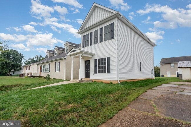 Building Photo - 1307 Cardwell St