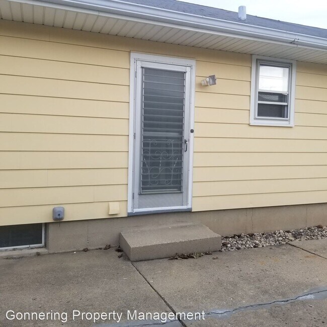 Foto del edificio - 3 br, 1 bath House - 5914 42nd Ave.