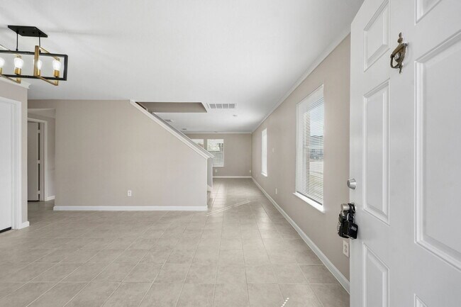 Building Photo - 21619 Knightsbrook Ln