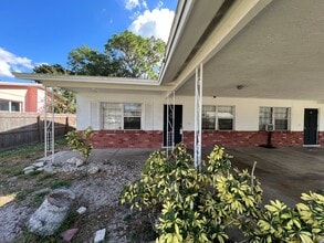 Building Photo - 5005 19th St W